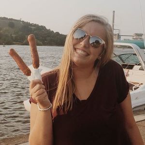 Meet your Posher, Anna